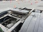 4 Underbody - Truck with 