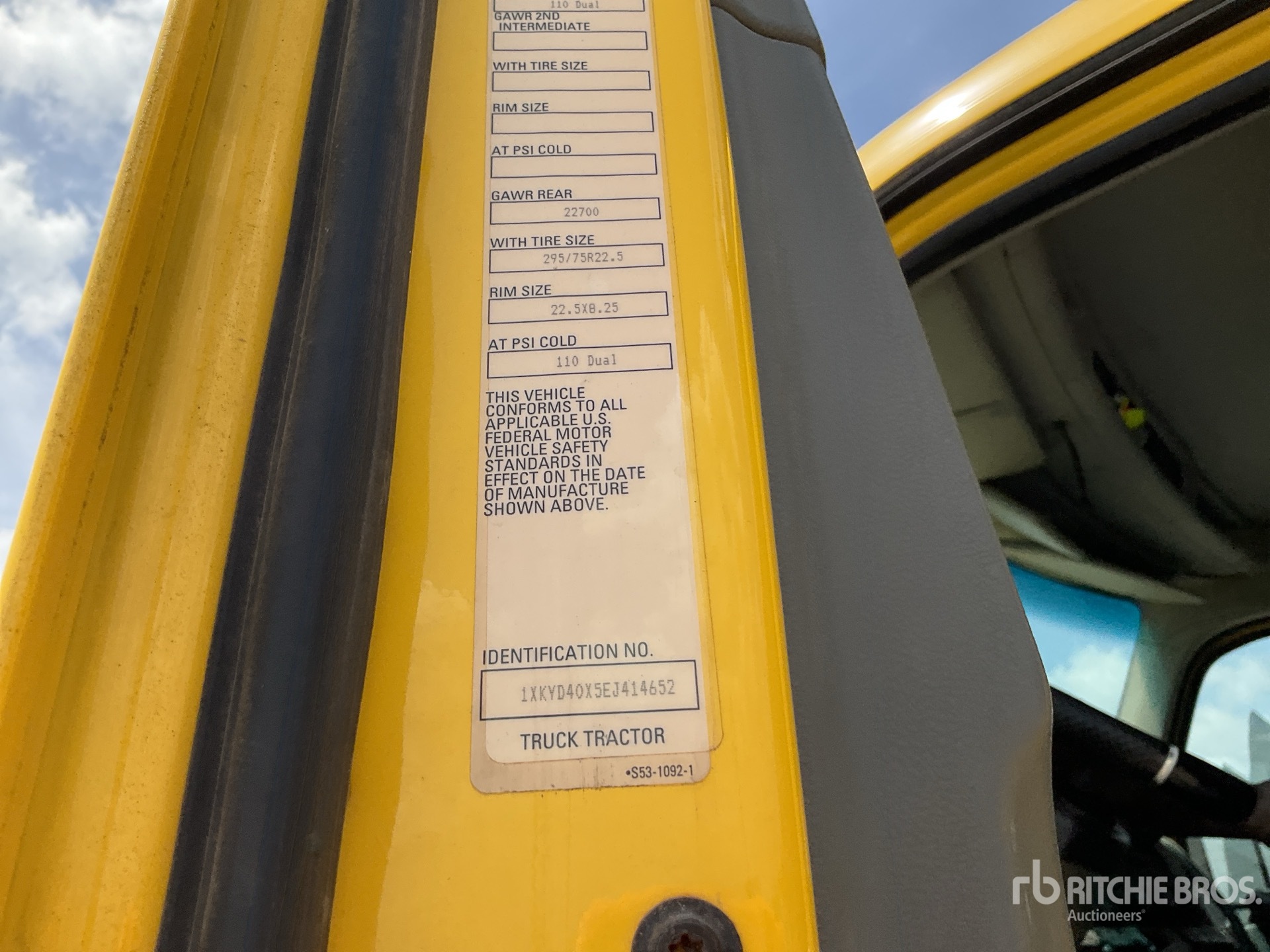 General Appearance with Numéro de série/Numéro d'identification du véhicule automobile