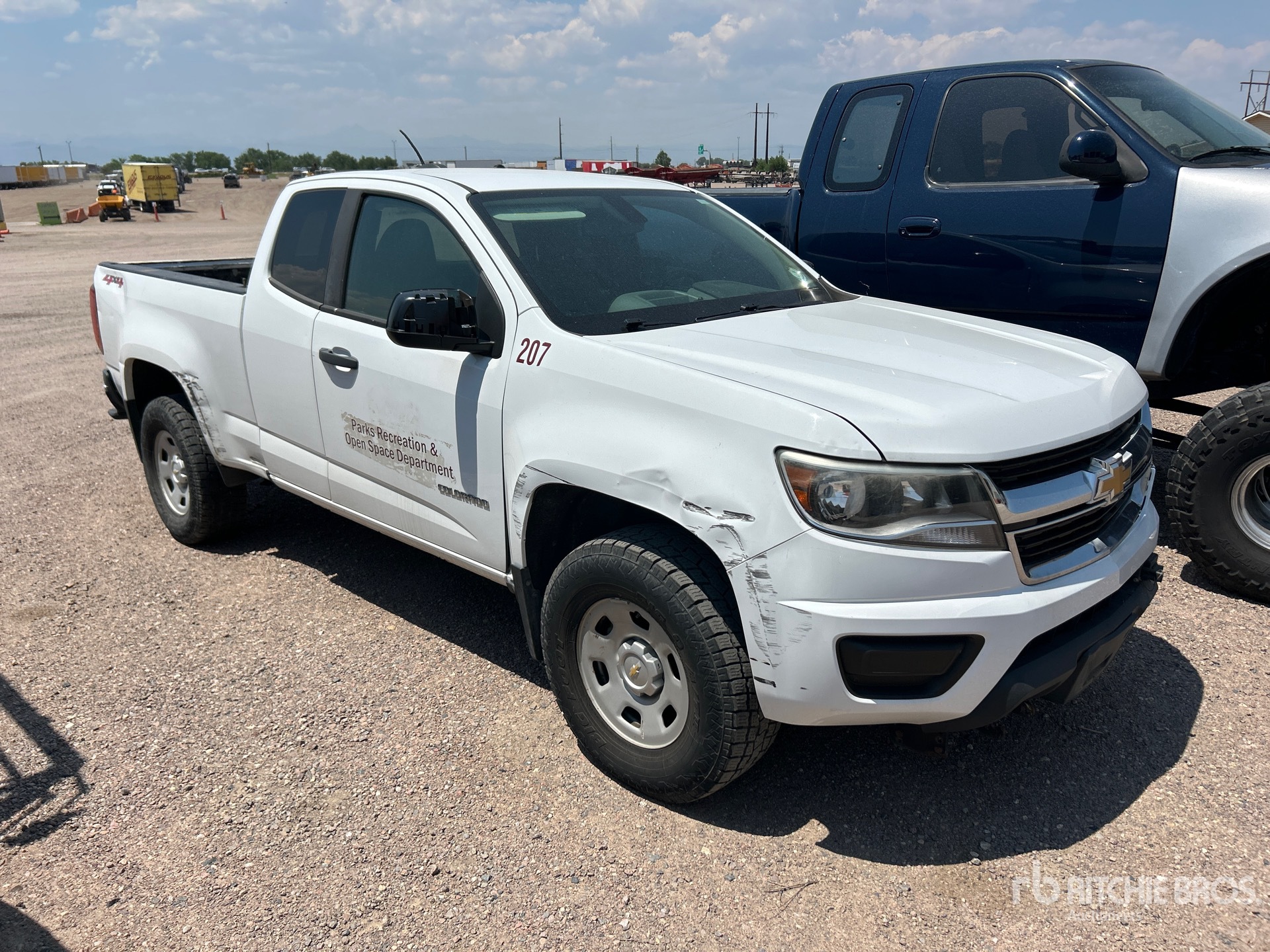 General Appearance with Picture, Right Front Corner