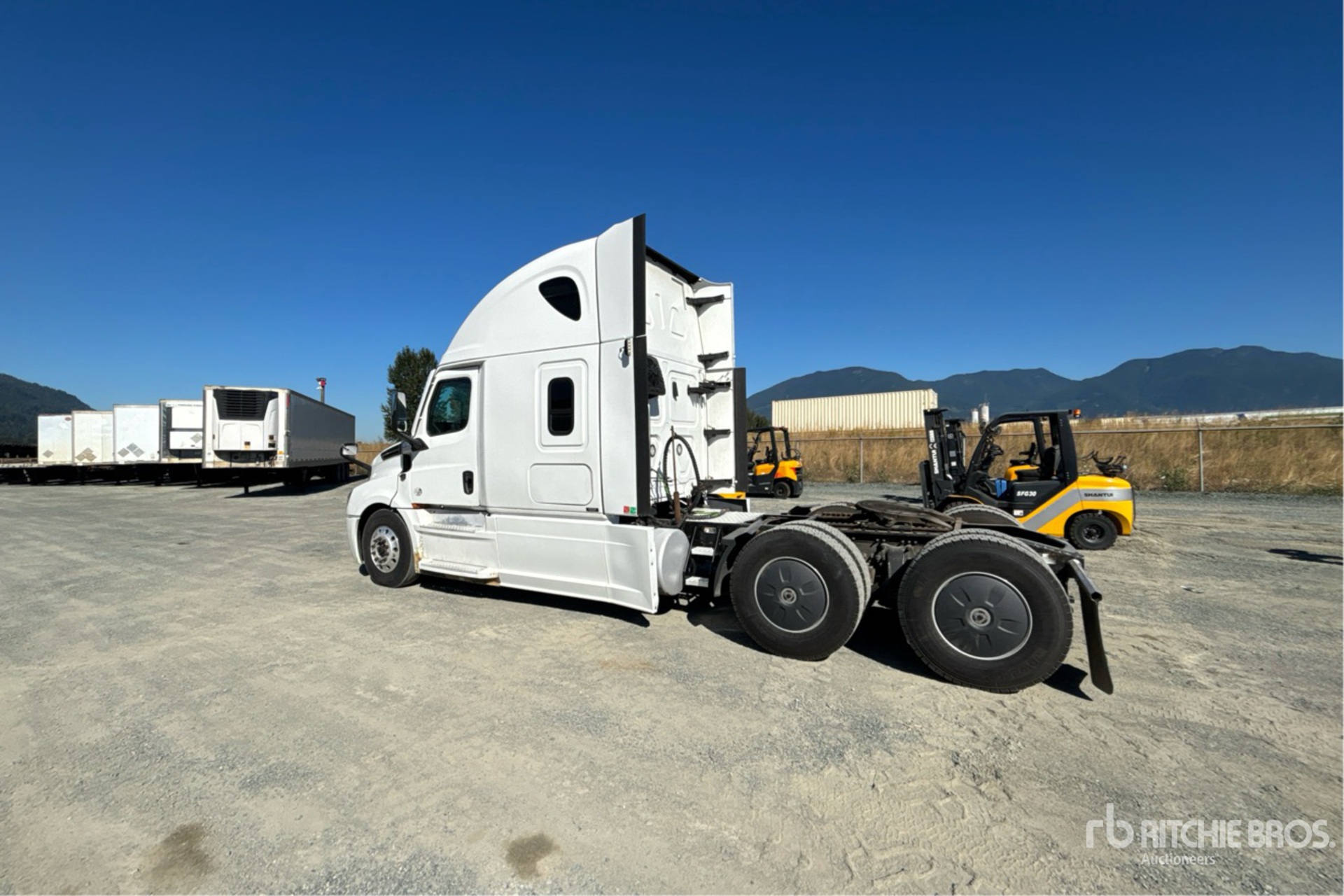 General Appearance with Imagen: esquina trasera izquierda