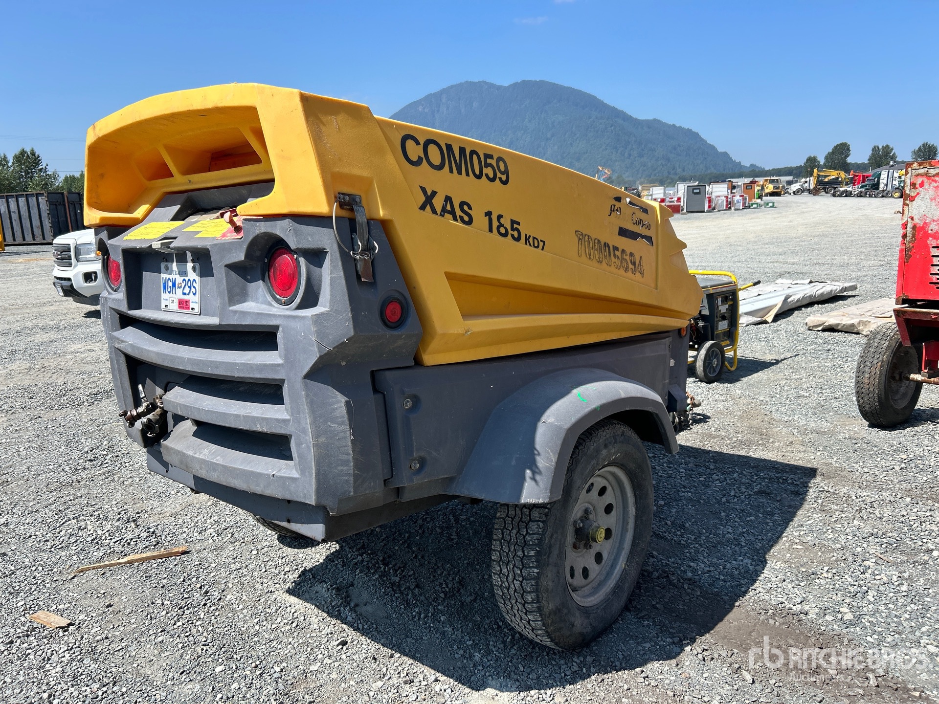 General Appearance with Picture, Right Rear Corner