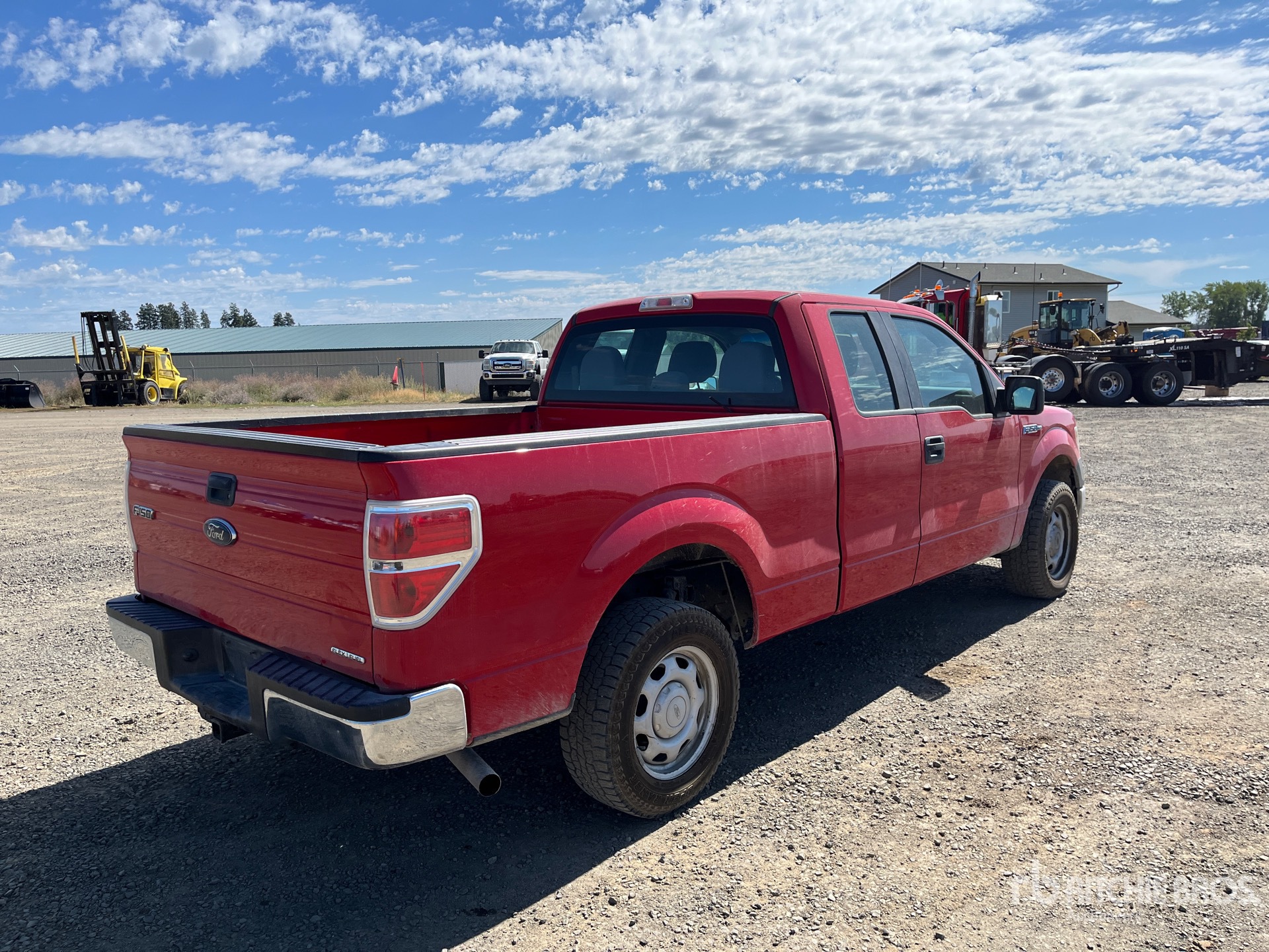 General Appearance with Picture, Right Rear Corner