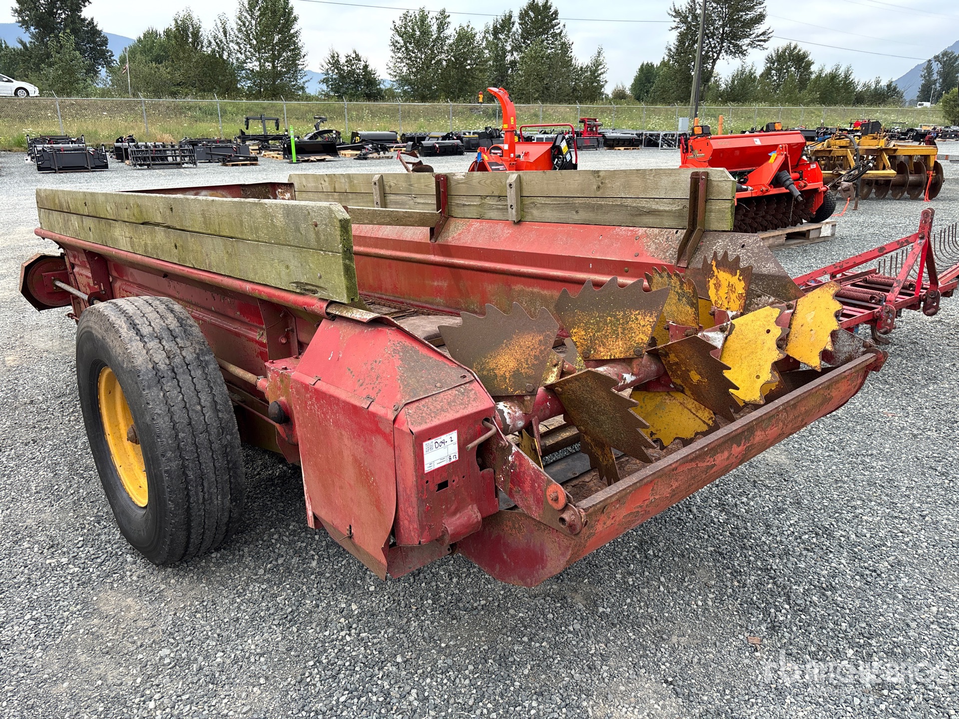 General Appearance with Picture, Left Rear Corner
