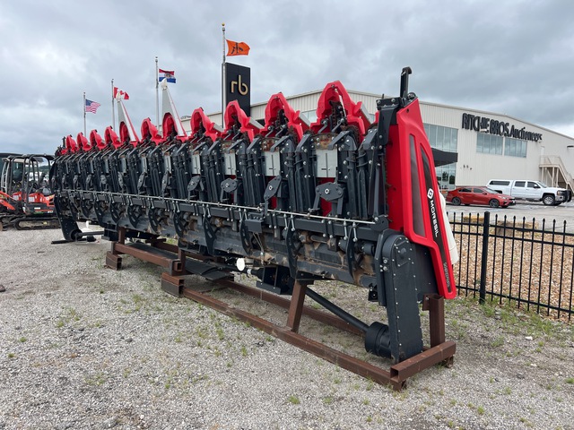 2018 Moresil MR 12 Row 30 ft 4 in Corn Combine Header