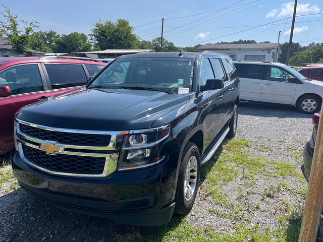 2017 Cheverolet Suburban 4x4 Crew Cab Pickup