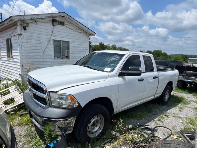 2014 Ram 1500 4x4 Crew Cab Pickup (Inoperable)