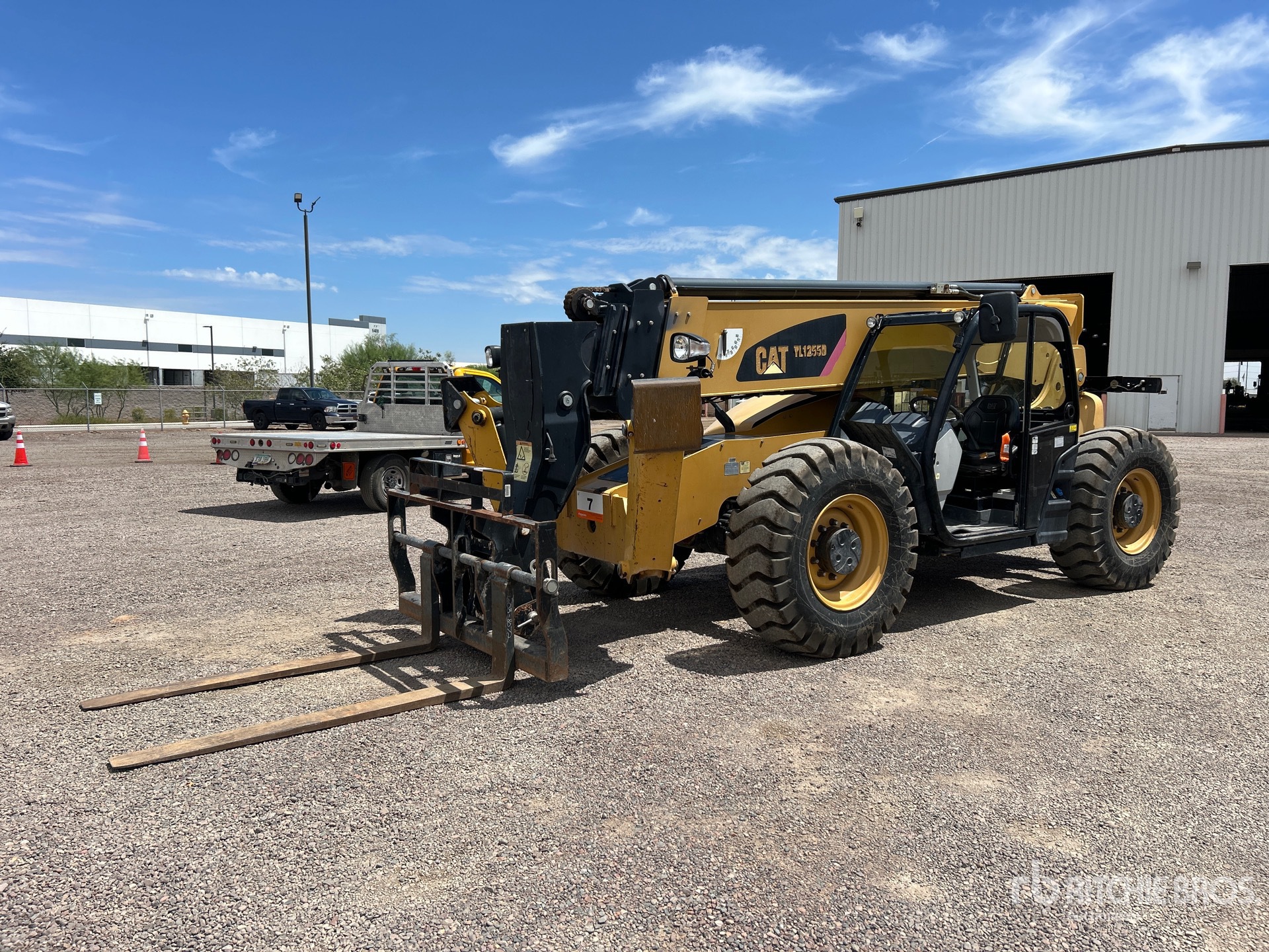 General Appearance with Spin