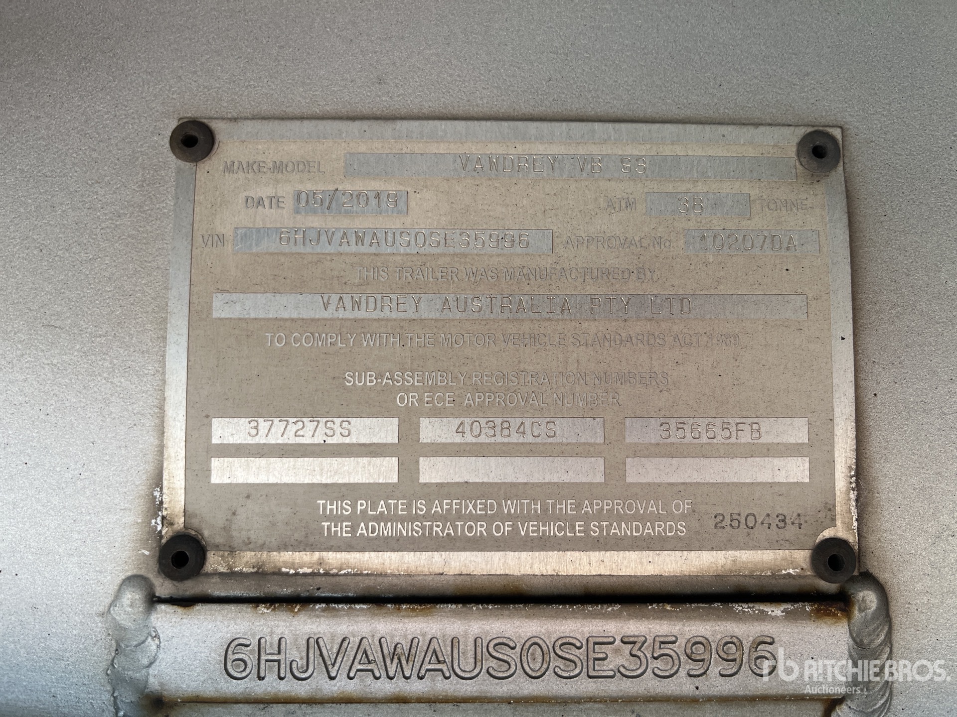 General Appearance with Serial Number / VIN
