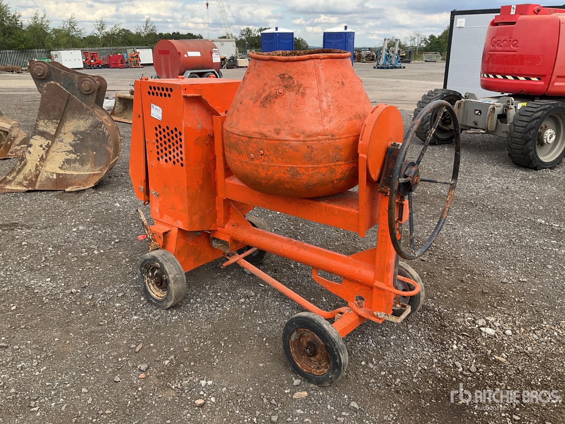General Appearance with Picture, Left Rear Corner