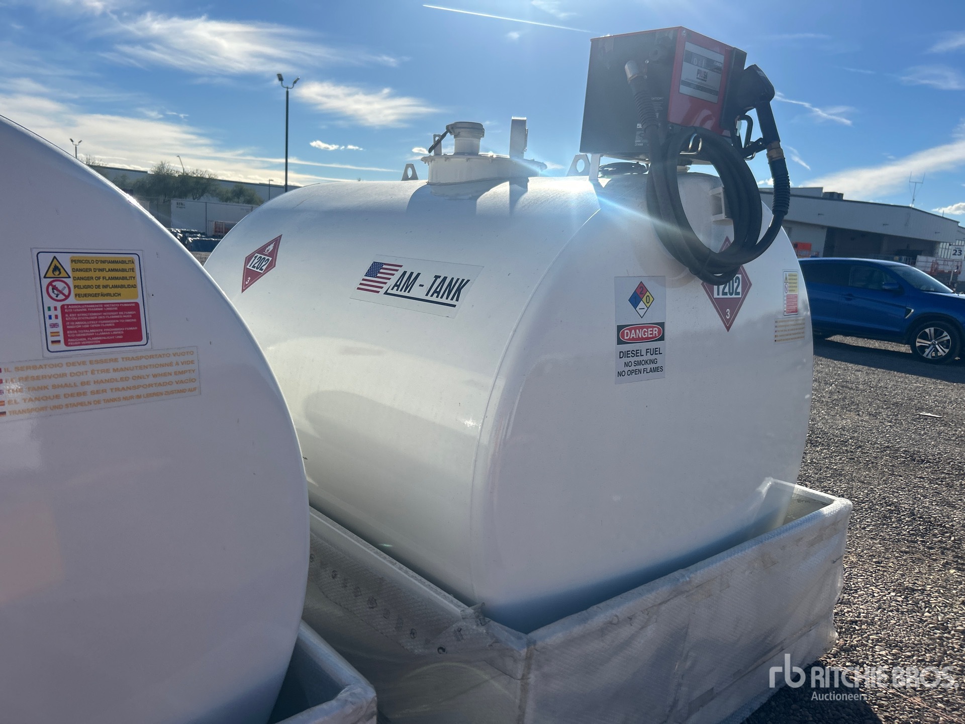 General Appearance with Picture, Right Front Corner