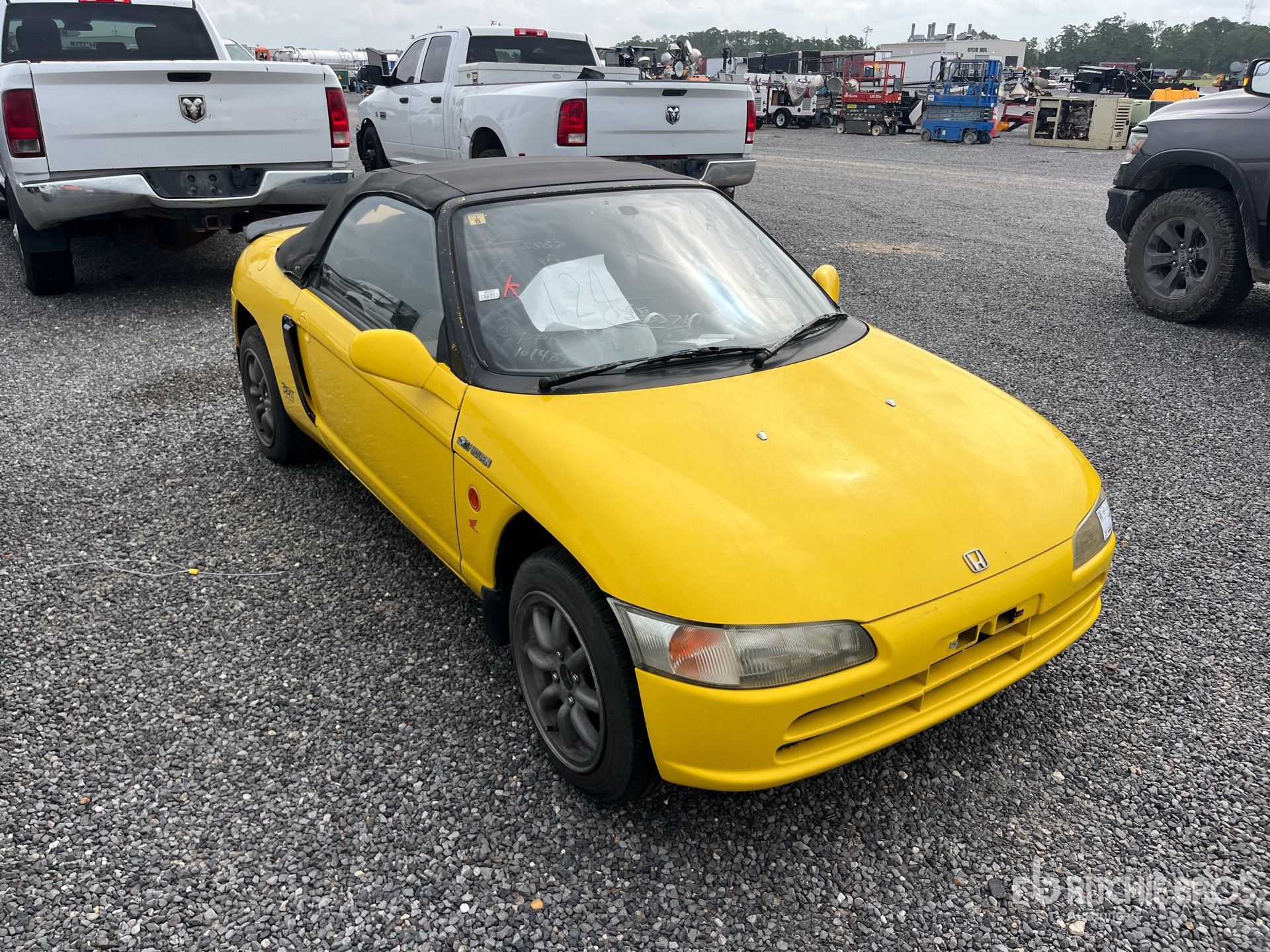 General Appearance with Picture, Right Front Corner