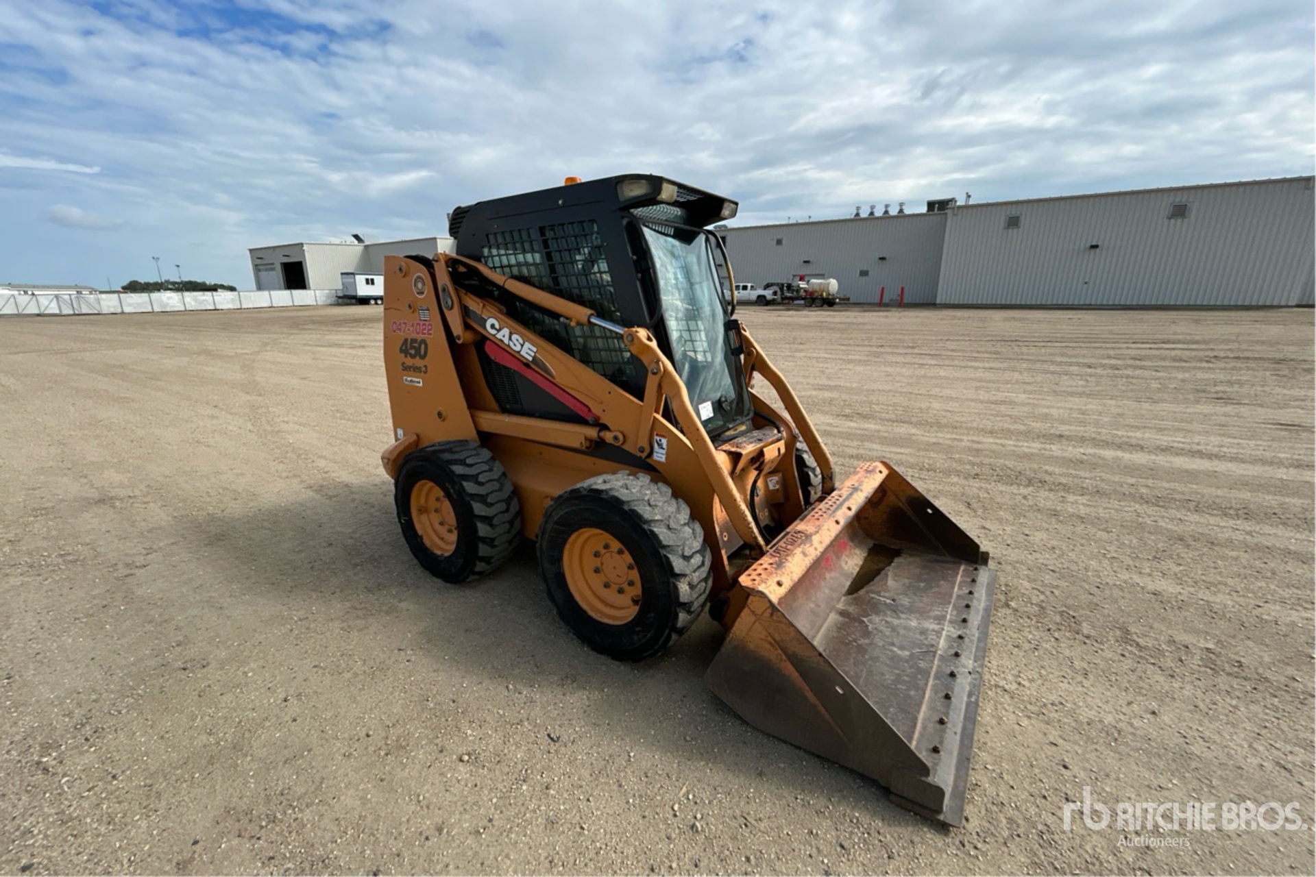 General Appearance with Picture, Right Front Corner