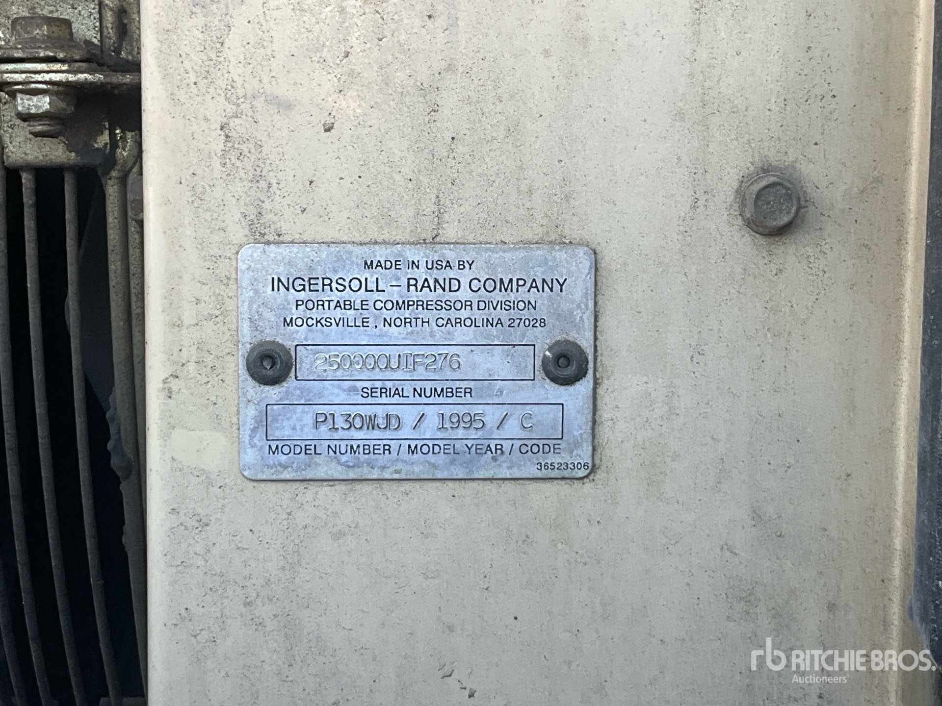 General Appearance with Unit Serial Number