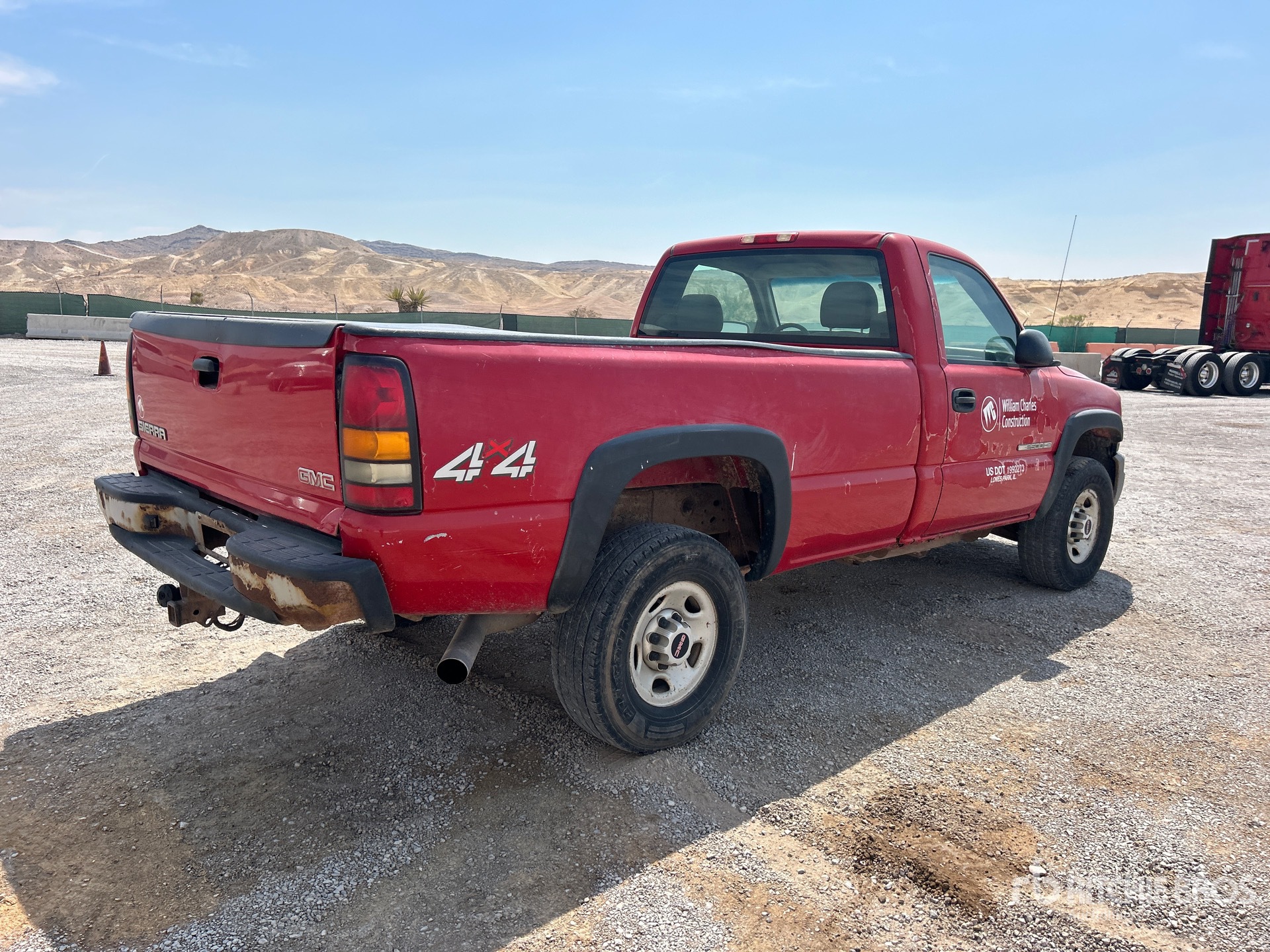 General Appearance with Picture, Right Rear Corner