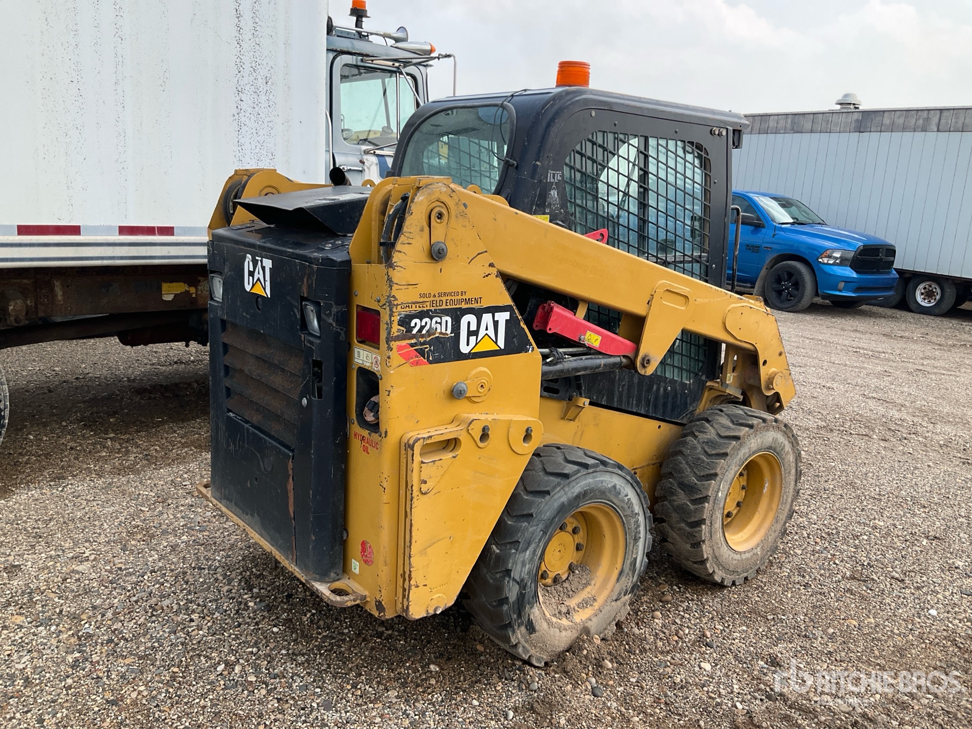 General Appearance with Picture, Right Rear Corner