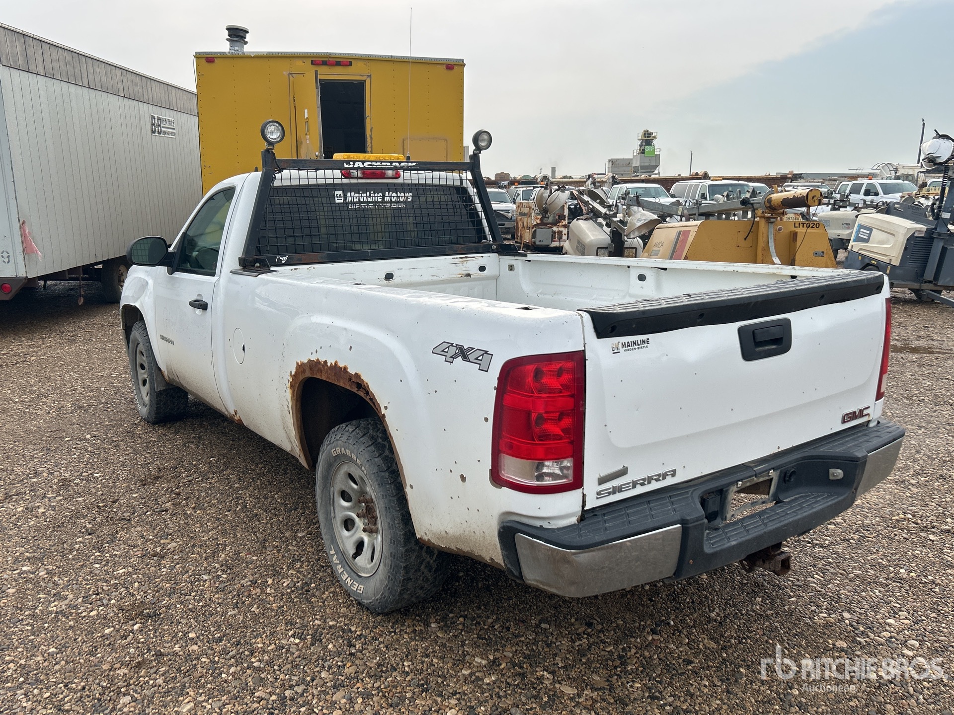 General Appearance with Picture, Left Rear Corner