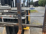Hydraulics with Fork Positioning Cylinder (on fork carriage)