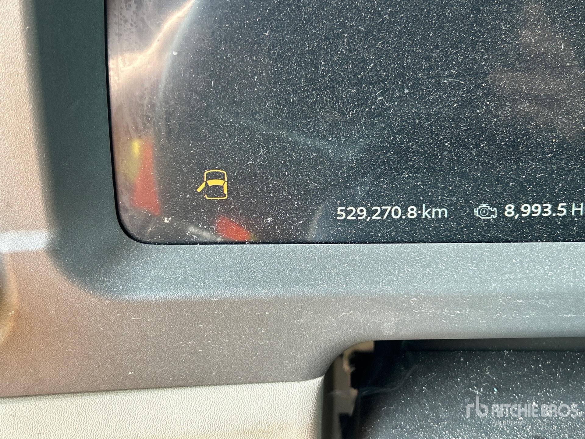 General Appearance with Hour Meter / Odometer
