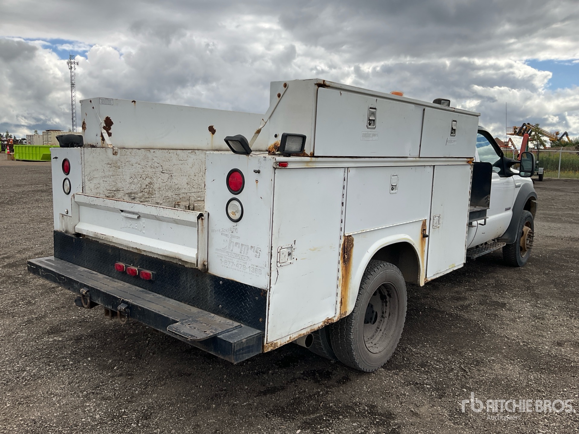 General Appearance with Picture, Right Rear Corner