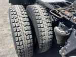 4 Underbody - Truck with 