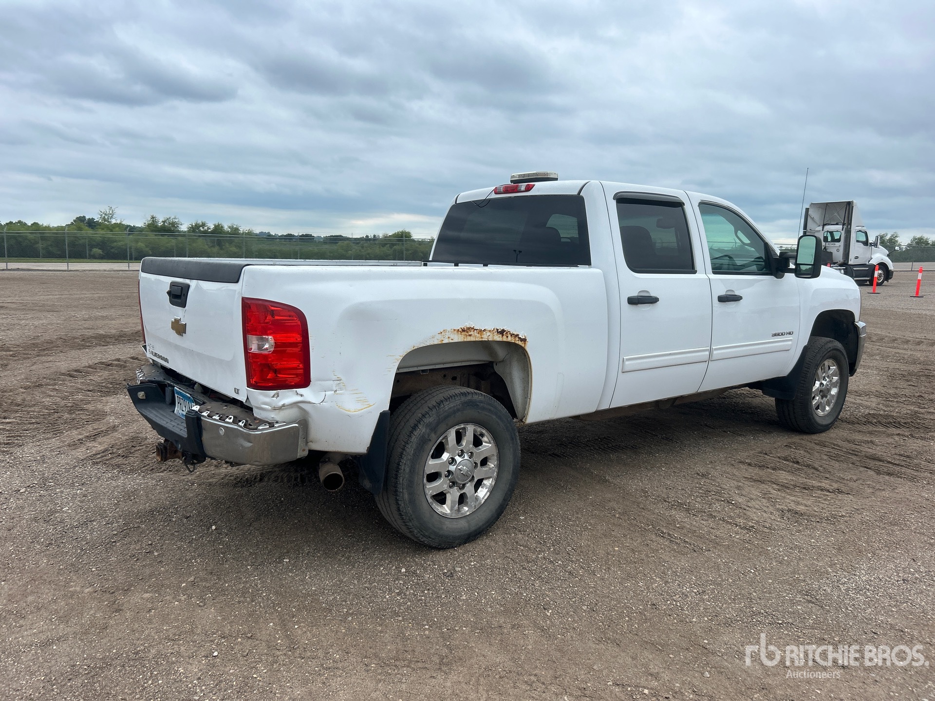 General Appearance with Picture, Right Rear Corner