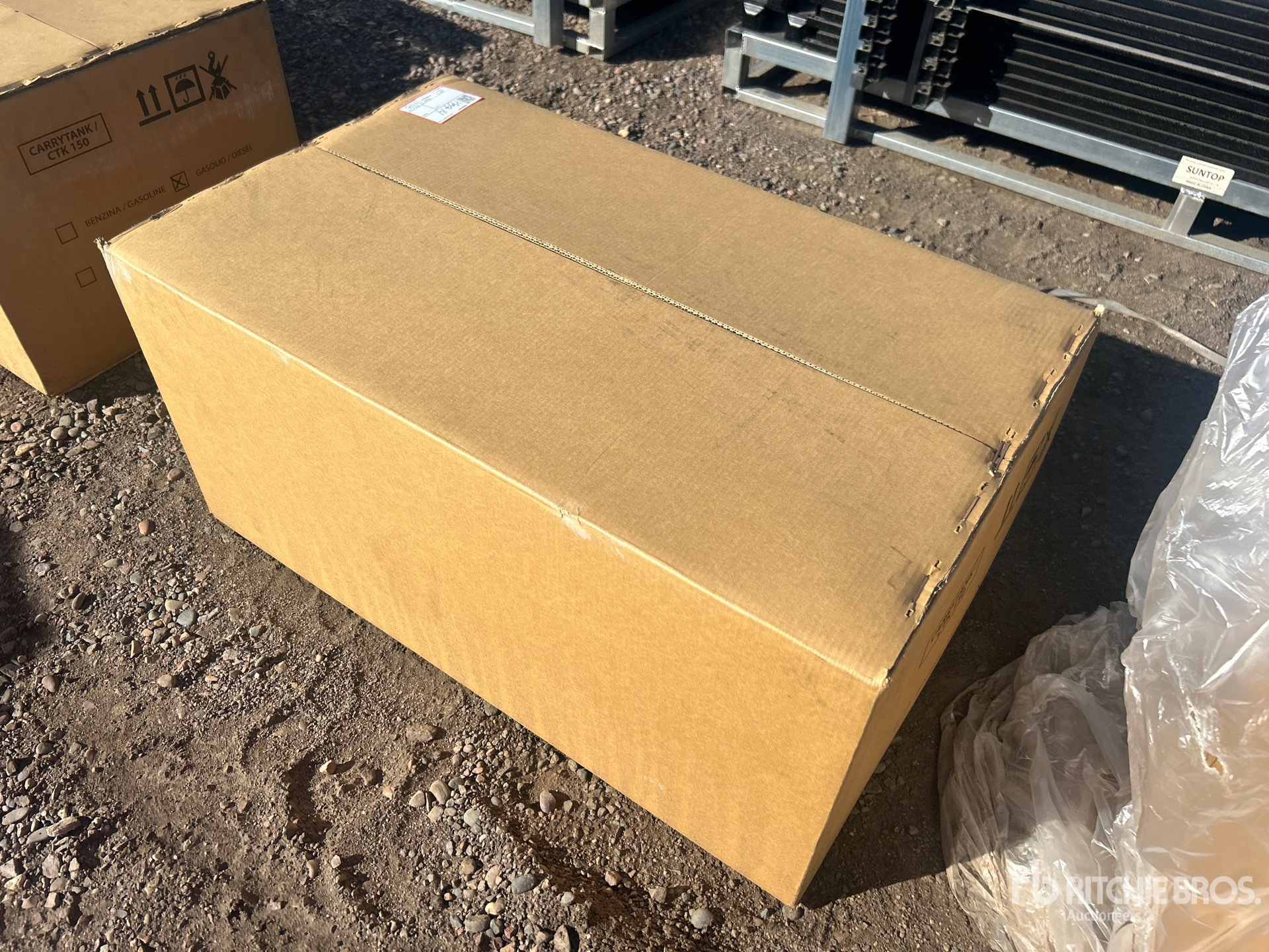 General Appearance with Bild, Ecke hinten links