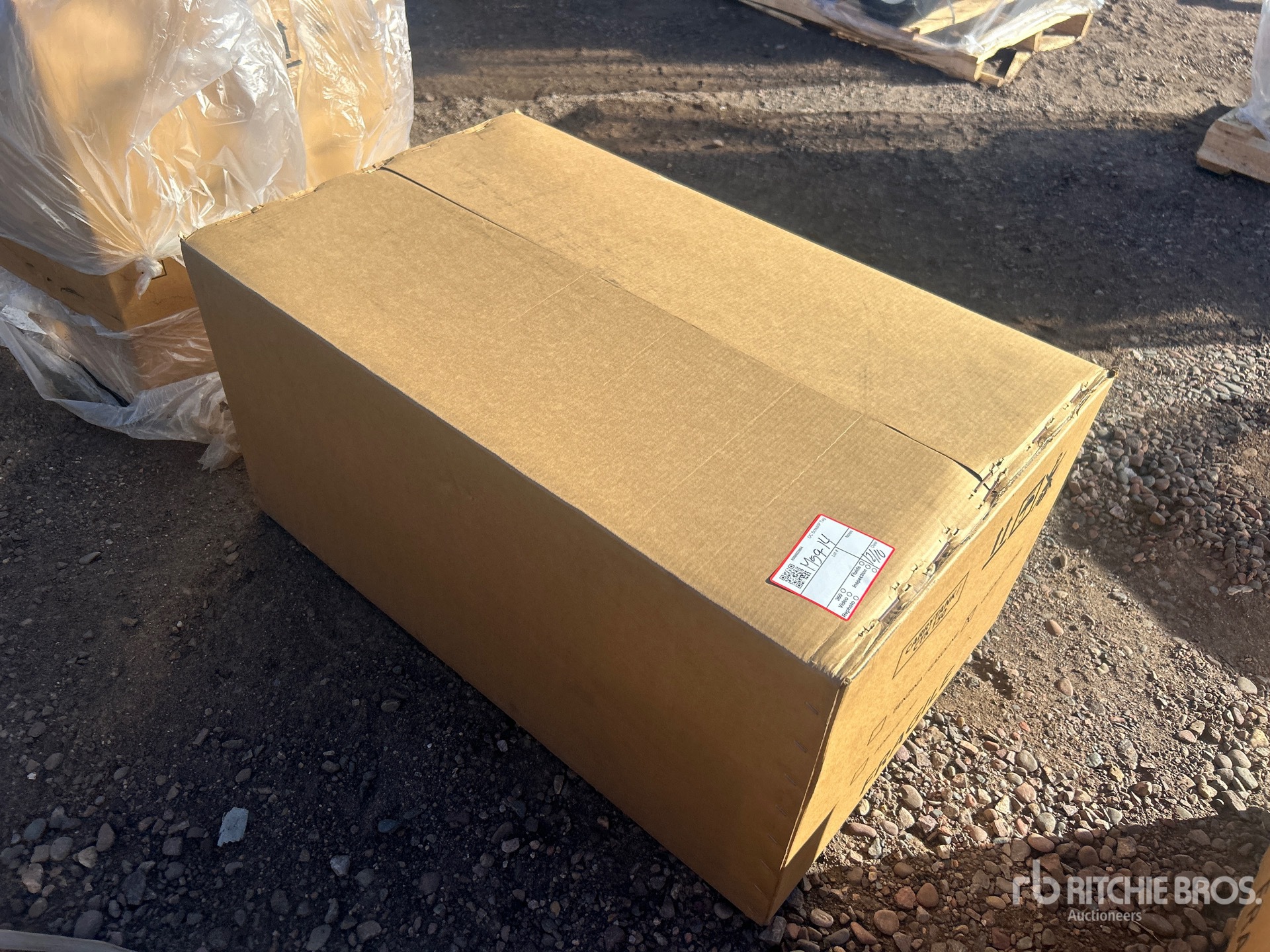 General Appearance with Bild, Ecke vorne rechts