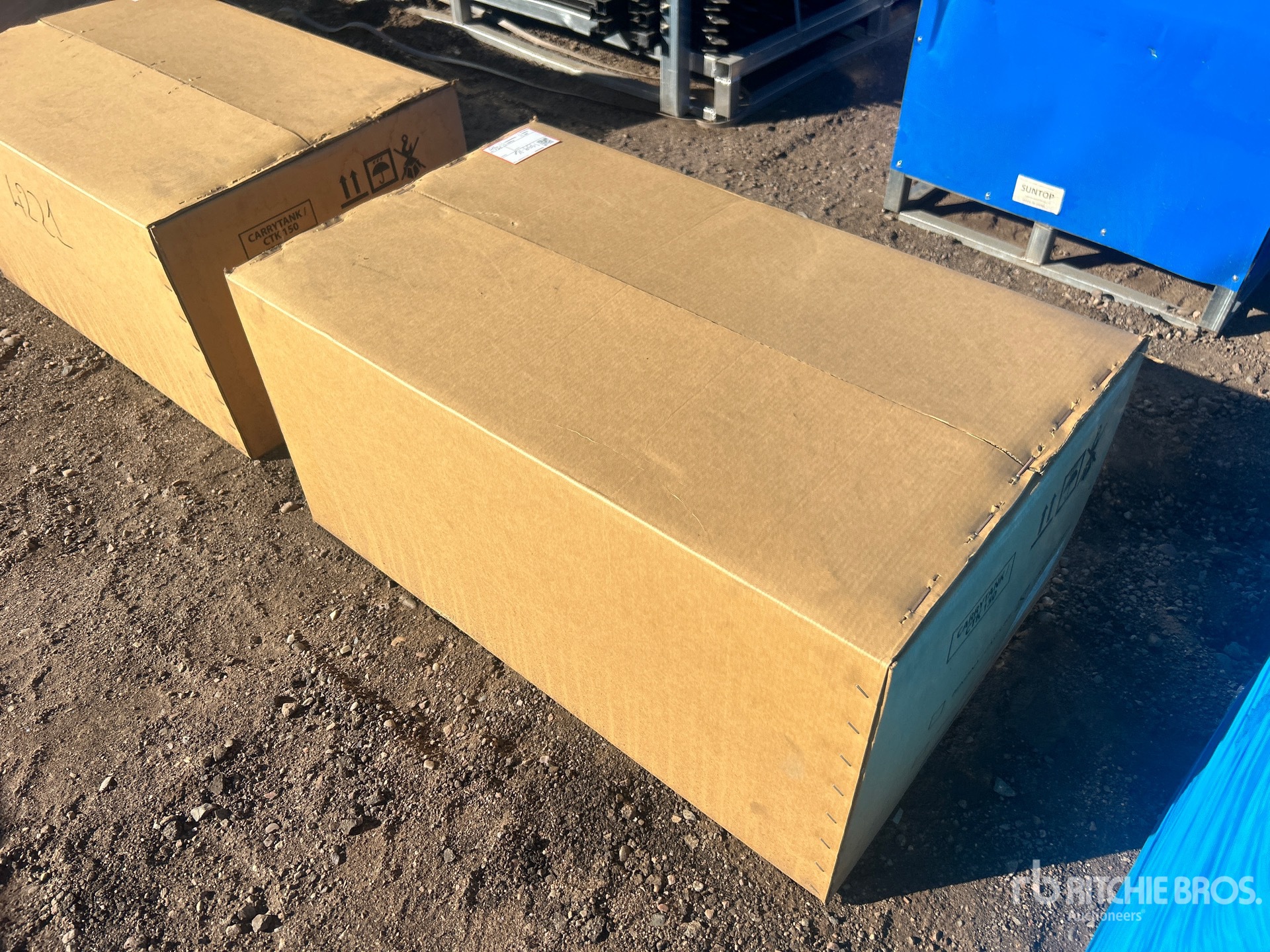 General Appearance with Bild, Ecke hinten links