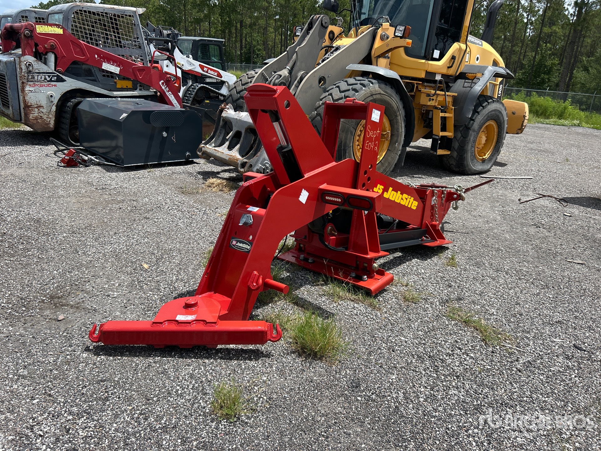 General Appearance with Picture, Right Rear Corner