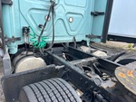 4 Underbody - Truck with 