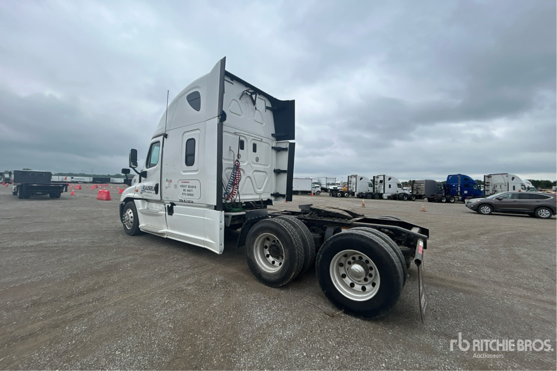 General Appearance with Picture, Left Rear Corner