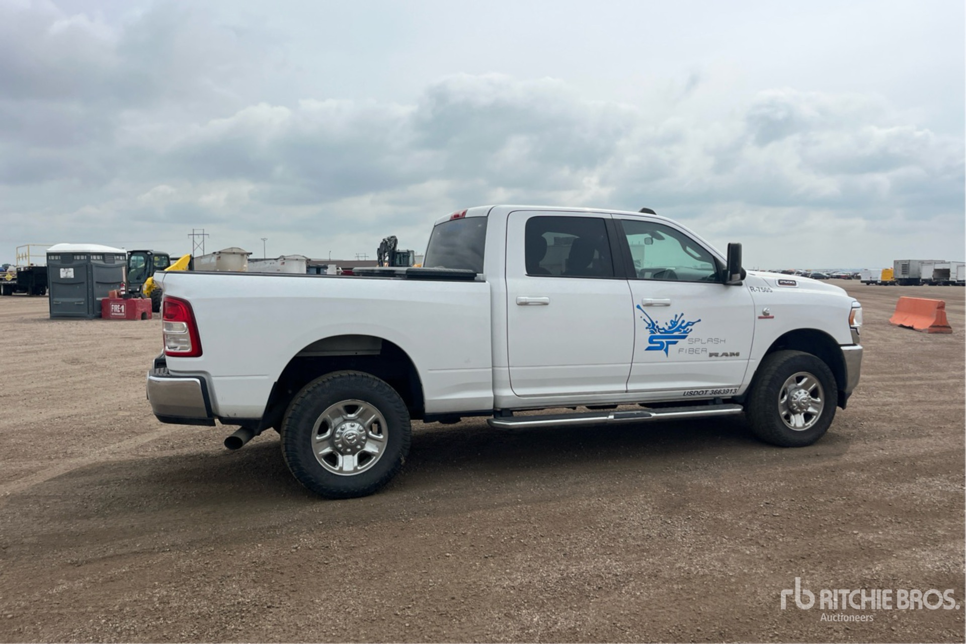 General Appearance with Picture, Right Rear Corner