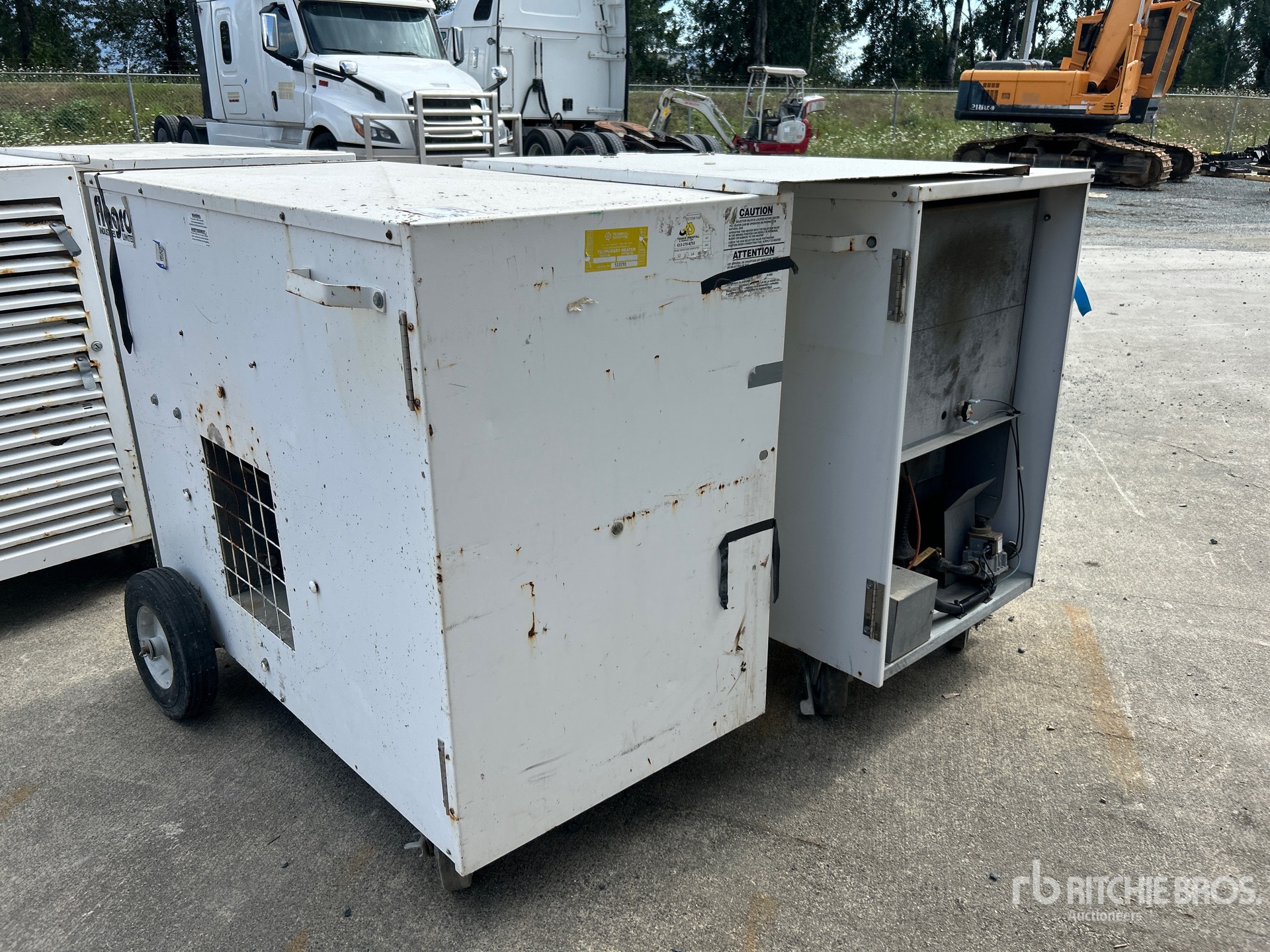 General Appearance with Picture, Left Rear Corner