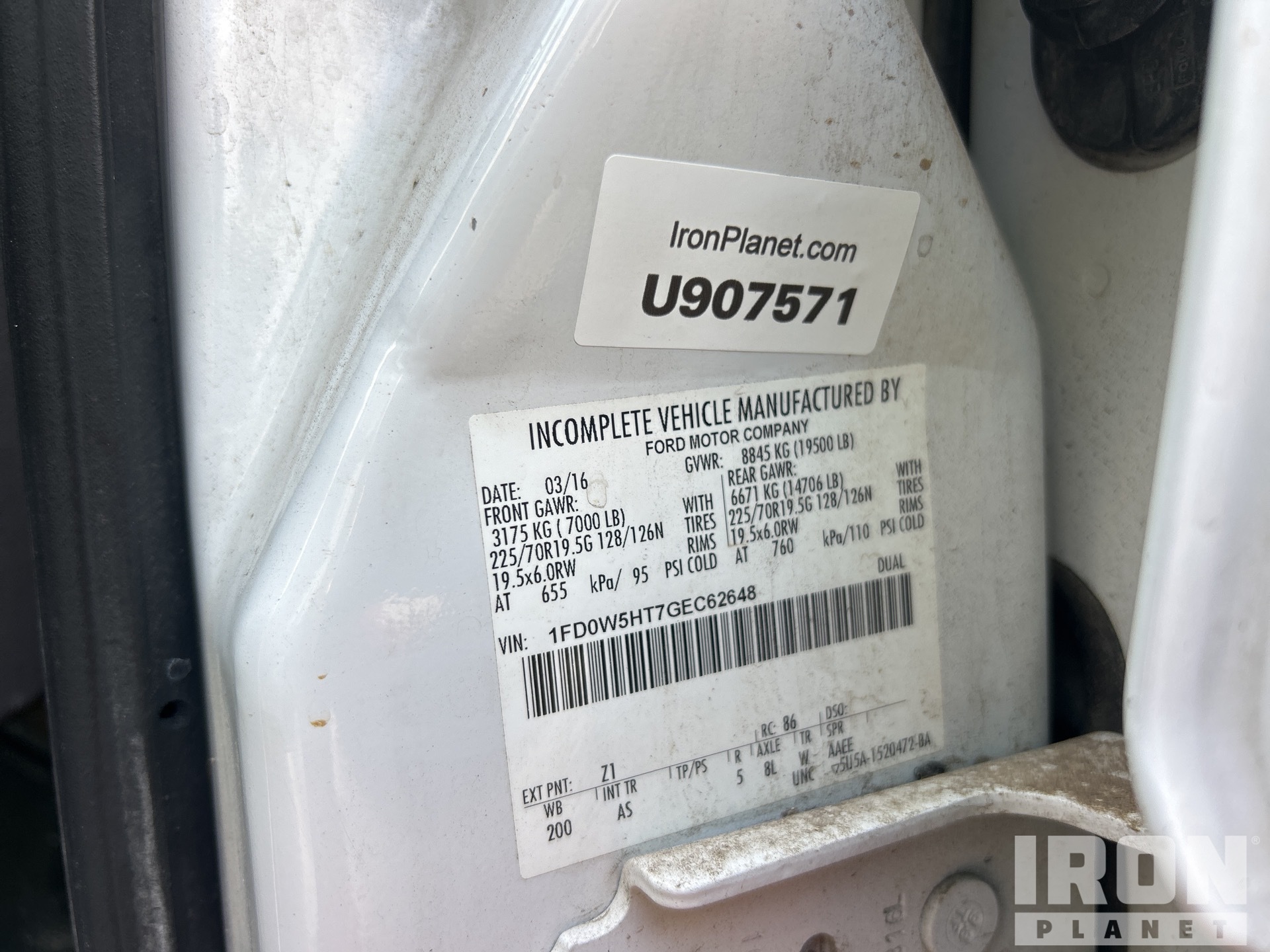 General Appearance with Serial Number / VIN