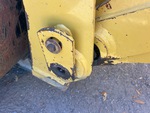 Chassis with Quick Coupler to Arms Pins