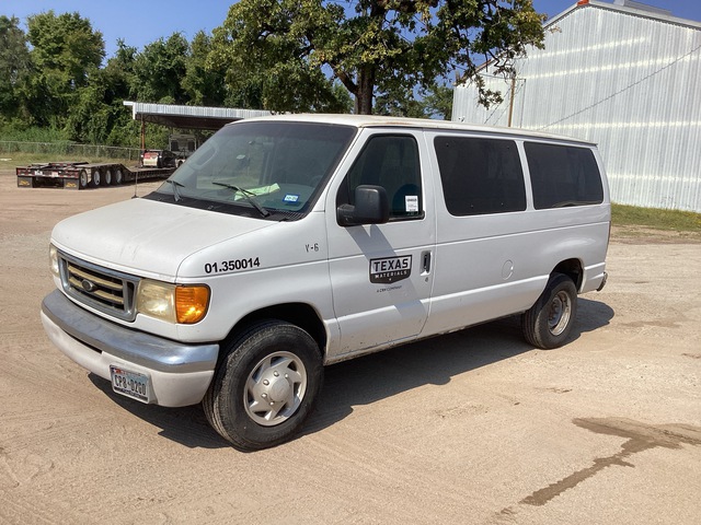 2003 Ford E-350 XLT 11 Passenger Van 2003 Ford E-350 XLT 11 Passenger Van