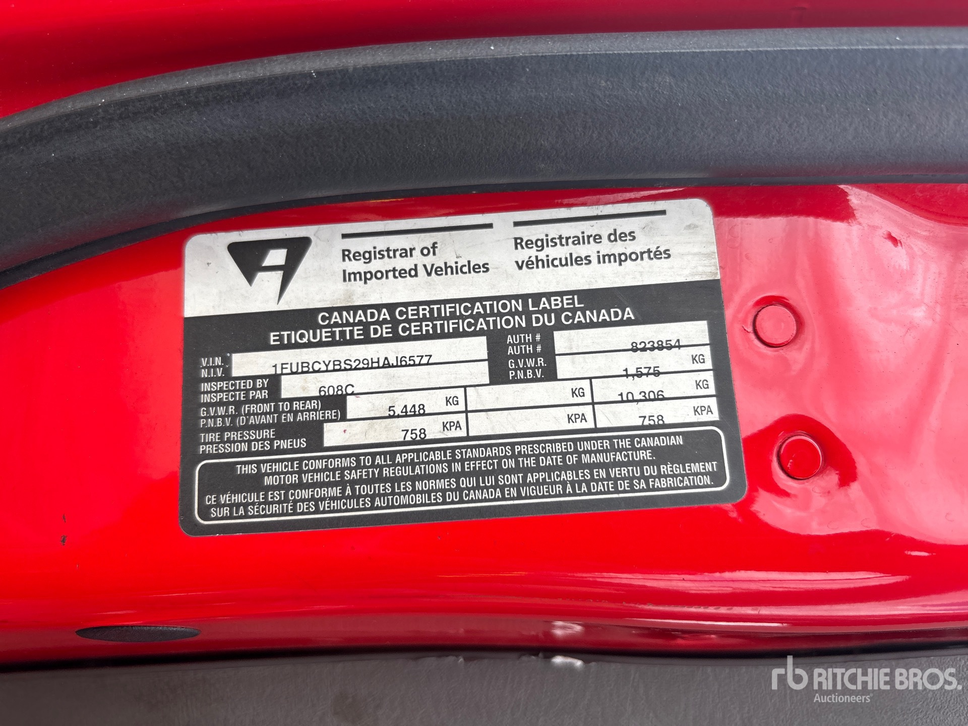 General Appearance with Serial Number / VIN