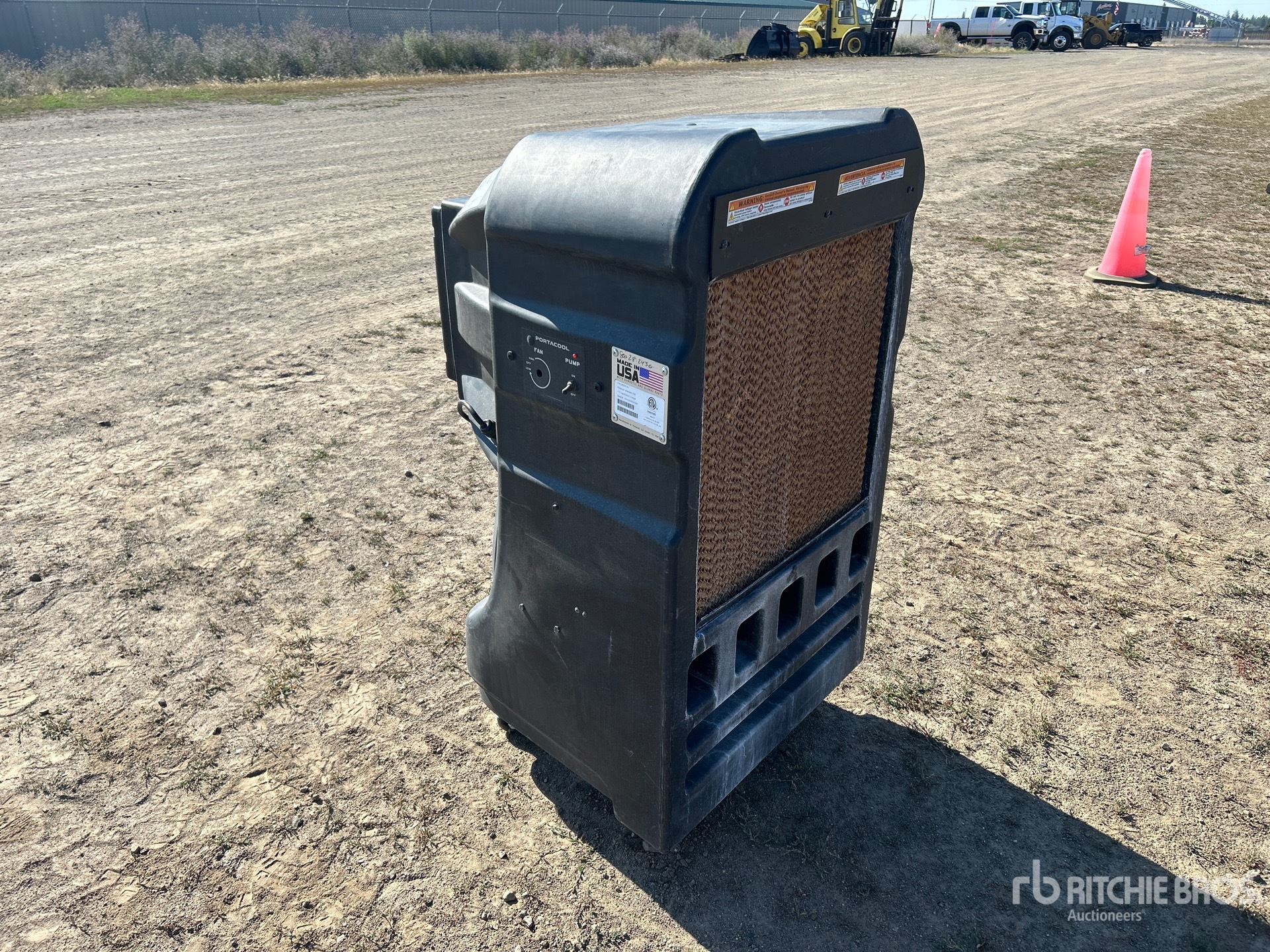 General Appearance with Picture, Left Rear Corner