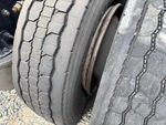 4 Underbody - Truck with 