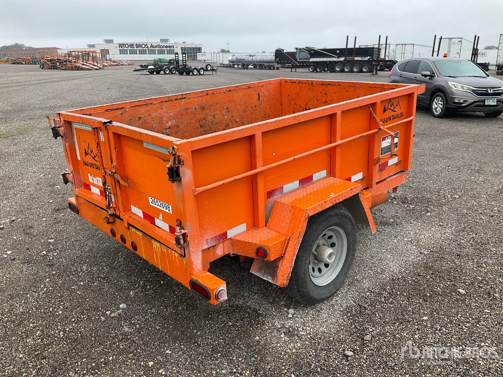 General Appearance with Picture, Right Rear Corner