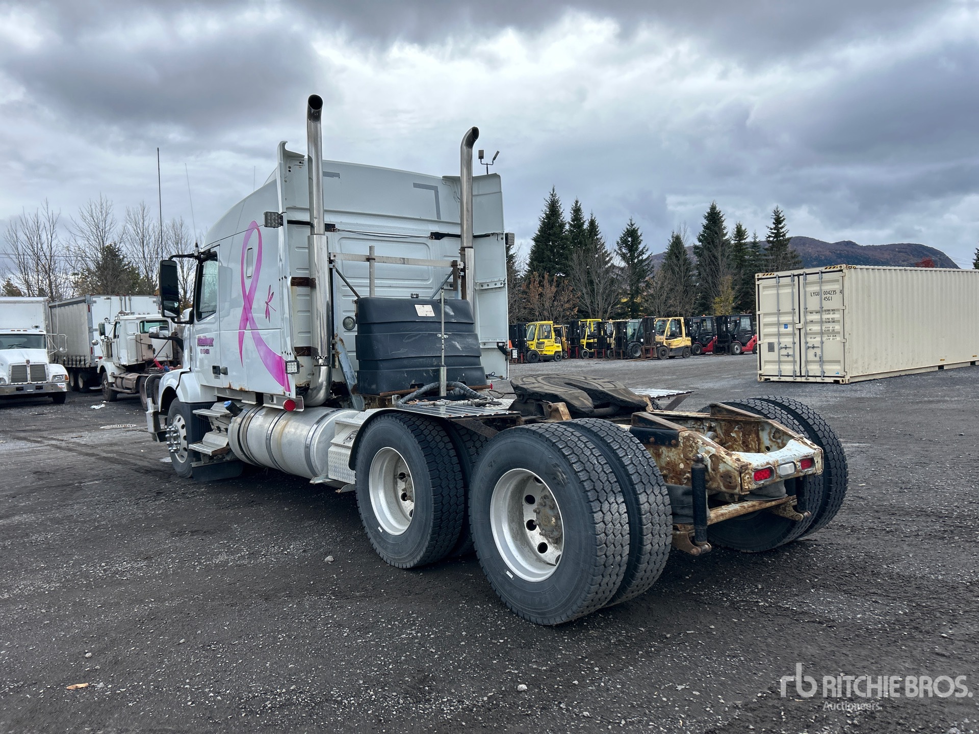 General Appearance with Picture, Left Rear Corner