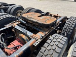 4 Underbody - Truck with 