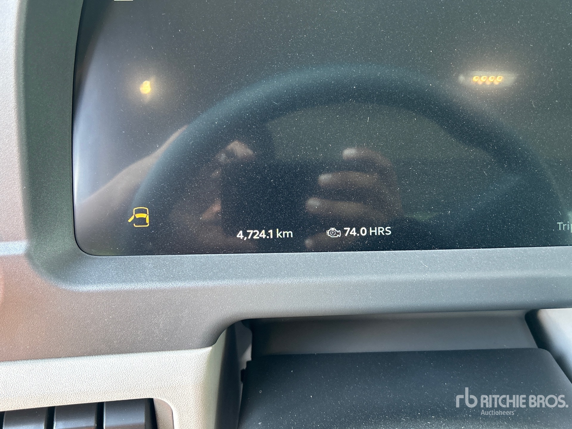 General Appearance with Hour Meter / Odometer
