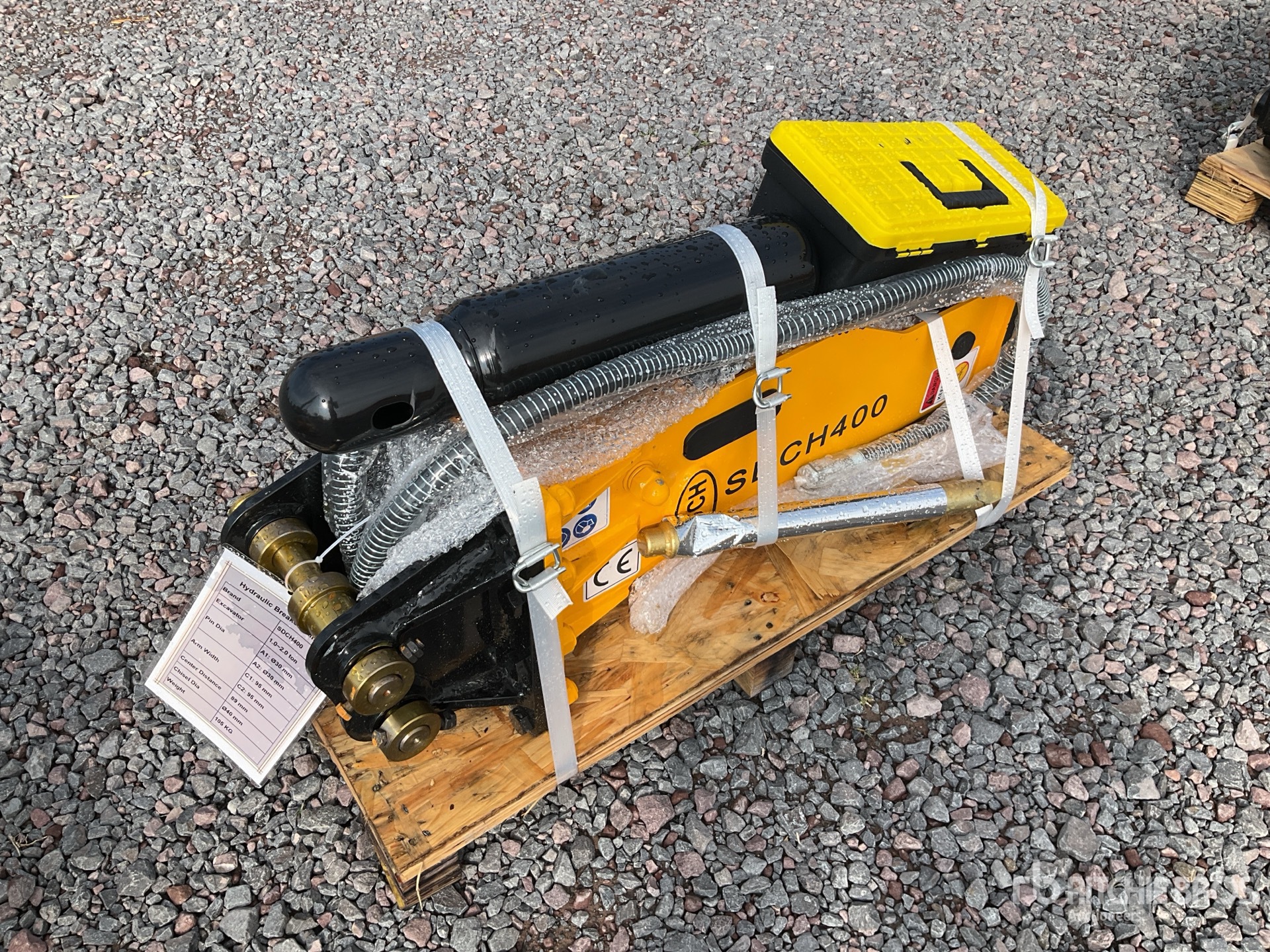 General Appearance with Picture, Right Rear Corner