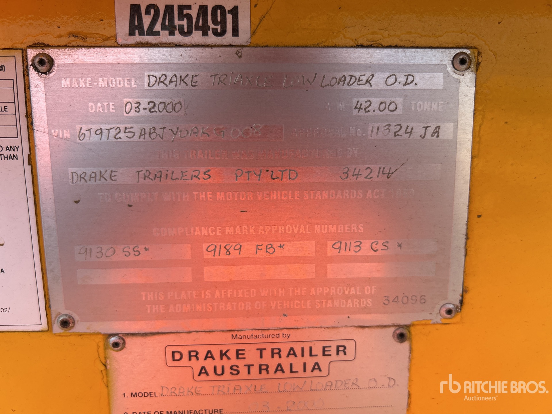 General Appearance with Numéro de série/Numéro d'identification du véhicule automobile