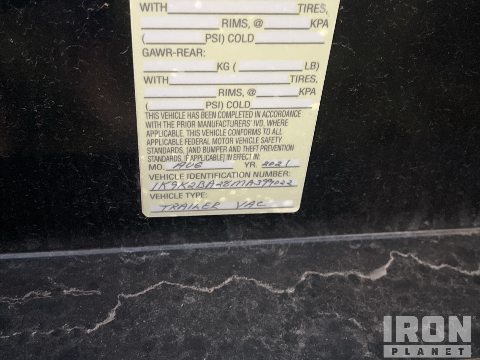 General Appearance with Serial Number / VIN