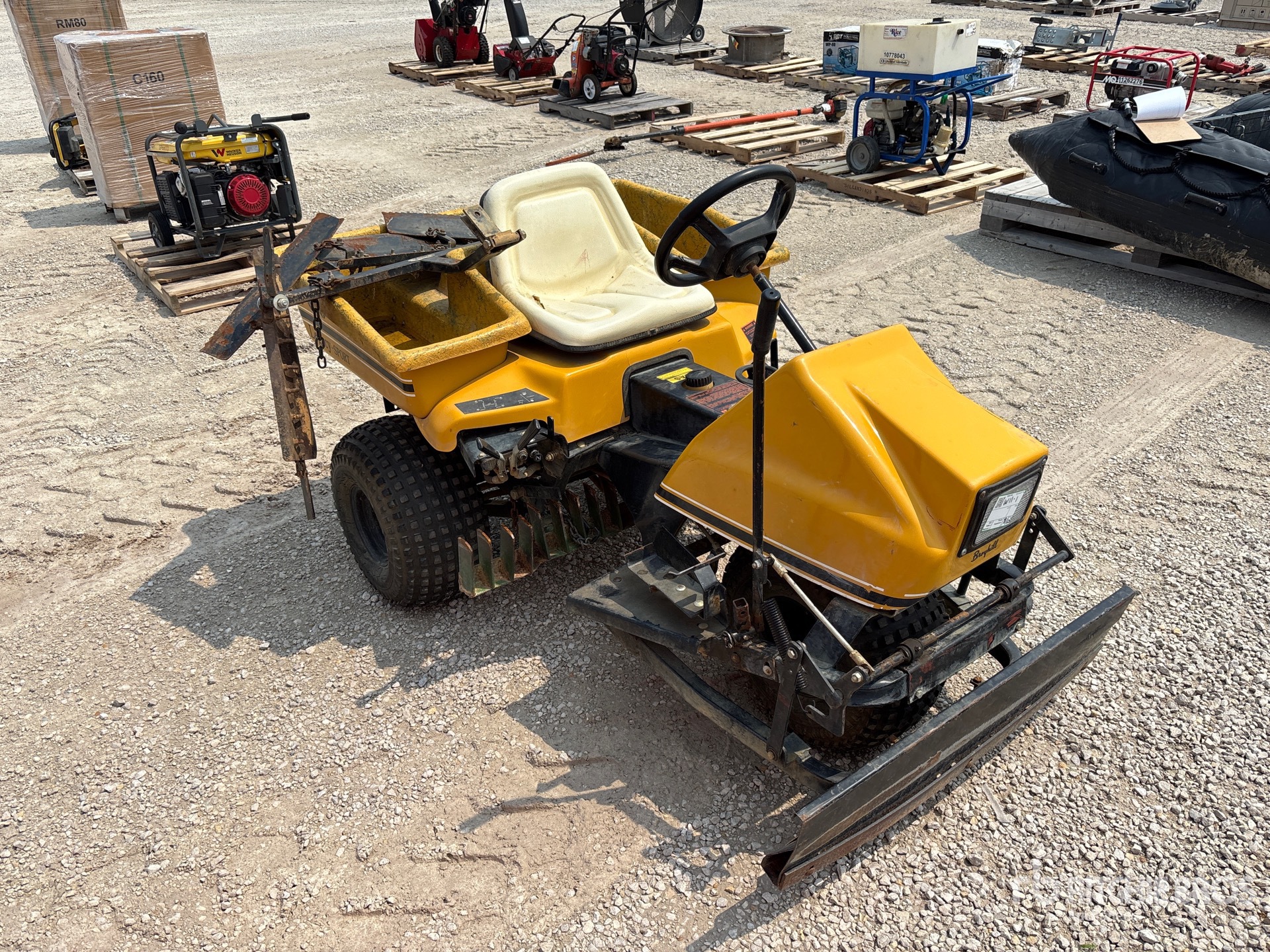 General Appearance with Picture, Right Front Corner