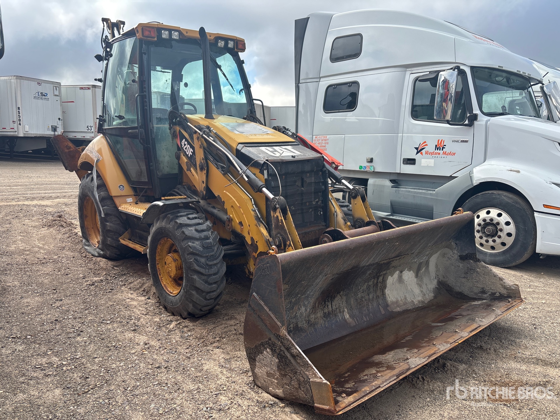 General Appearance with Picture, Right Front Corner