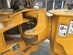 Chassis with Clavijas centrales de articulación
