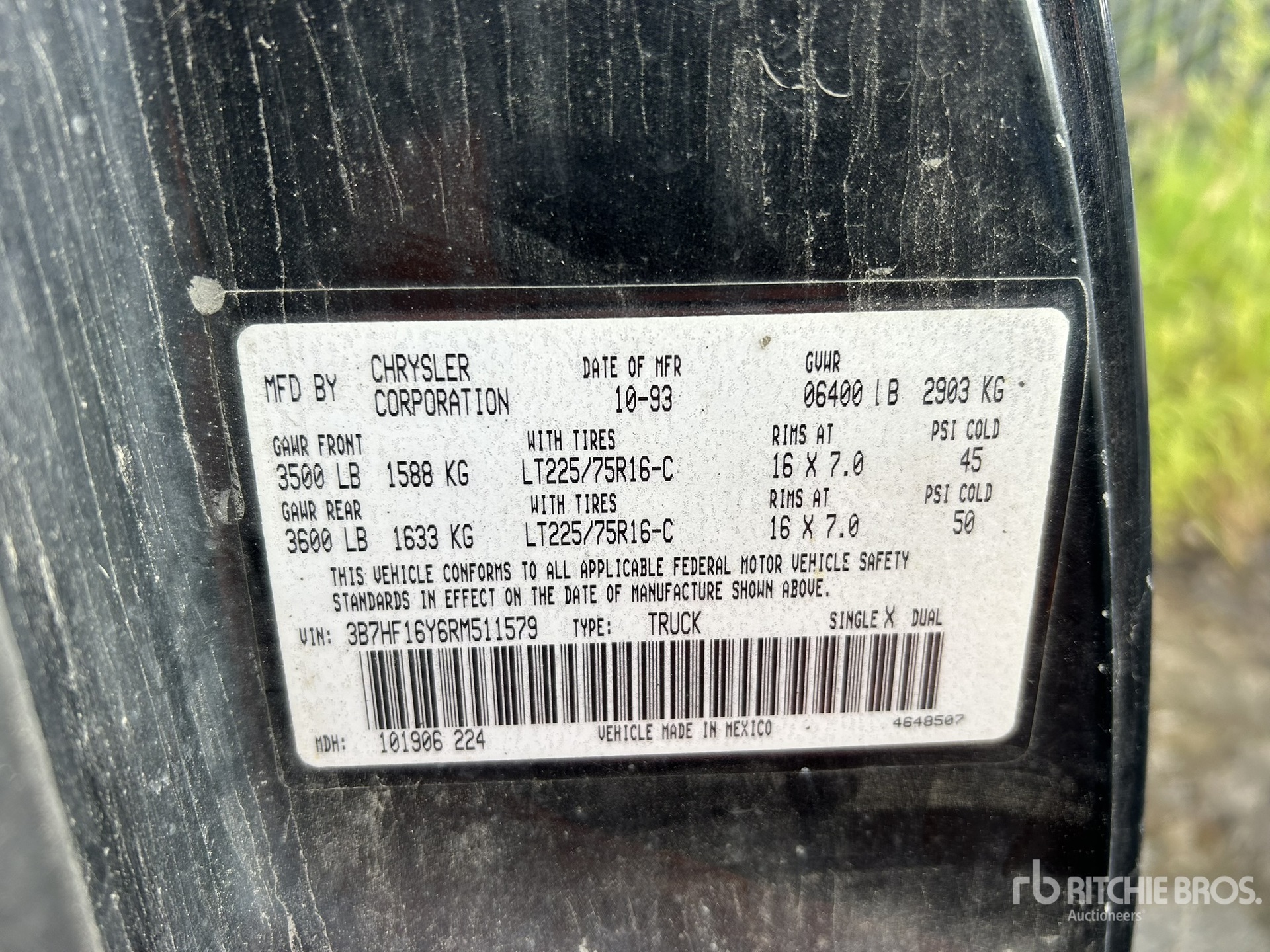 General Appearance with Serial Number / VIN